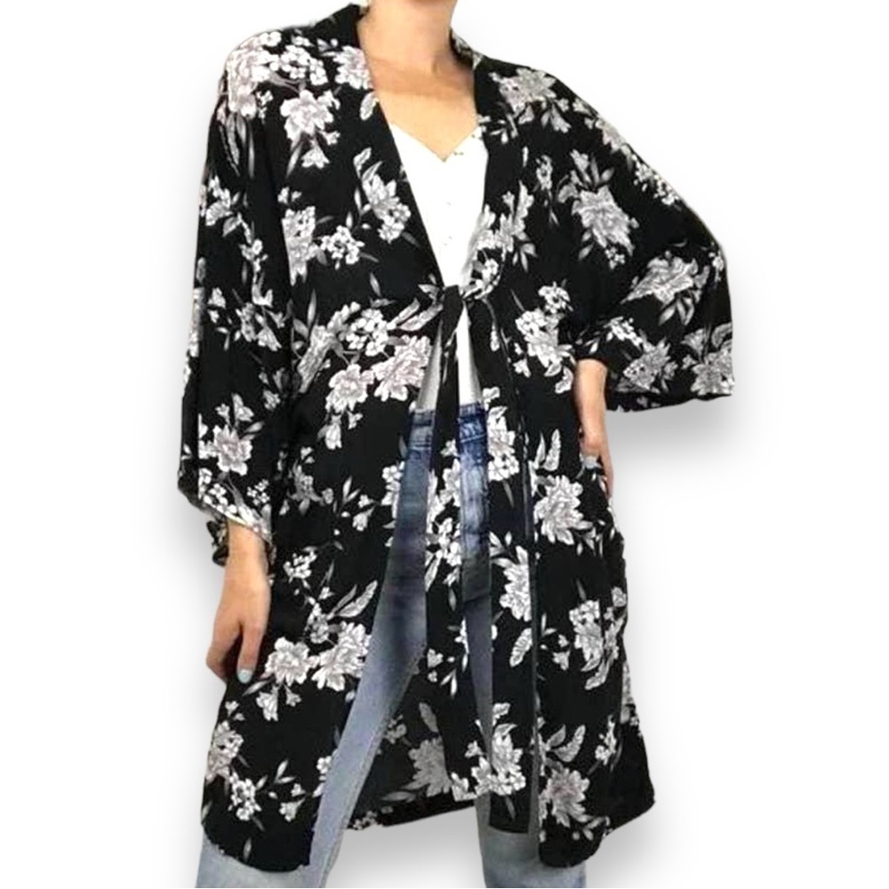 Spiritual Gangster Maya Kimono Robe Beach Coverup Floral‎ Black Grey One Size XL
